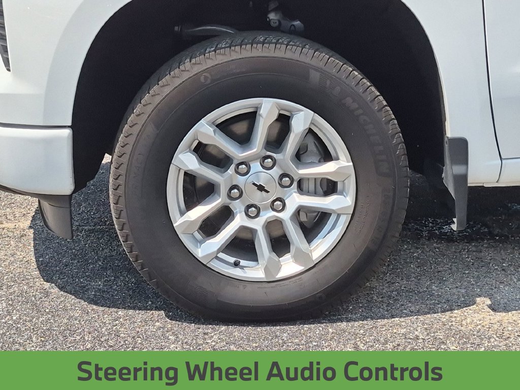 Used 2026 Chevrolet Silverado 1500 RST AWD/4WD image 12