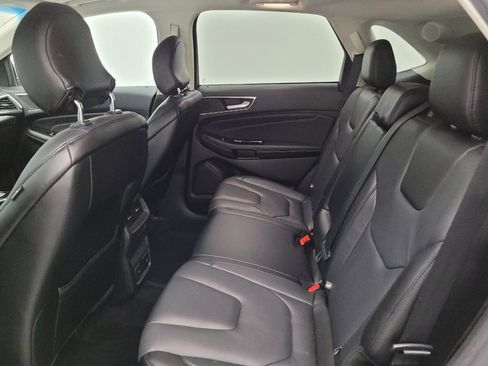 Used 2015 Ford Edge Titanium w/ Equipment Group 301A AWD/4WD image 18