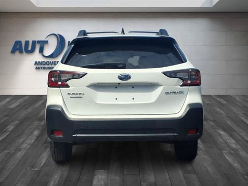 Used 2023 Subaru Outback Premium AWD/4WD image 6
