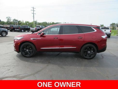 Used 2023 Buick Enclave Essence w/ Experience Buick Package AWD/4WD image 10