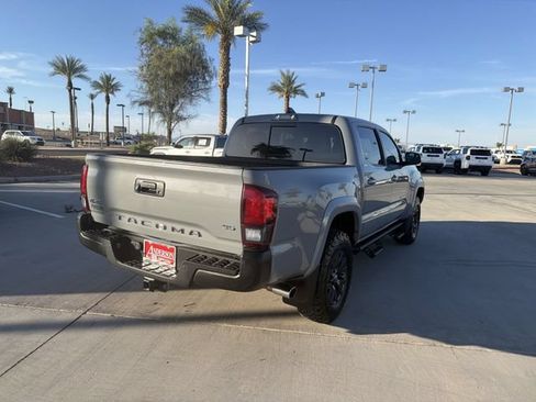 Certified 2021 Toyota Tacoma SR5 AWD/4WD image 5
