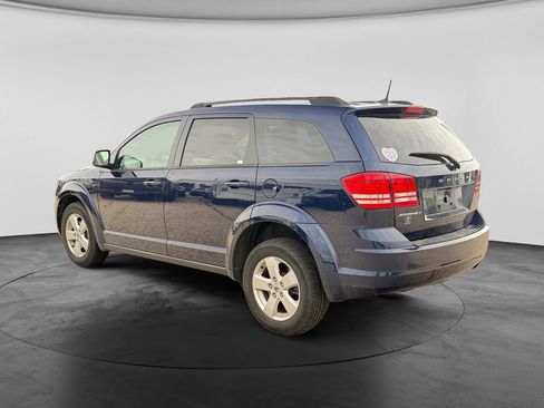 Used 2018 Dodge Journey SE w/ Connectivity Group FWD image 7