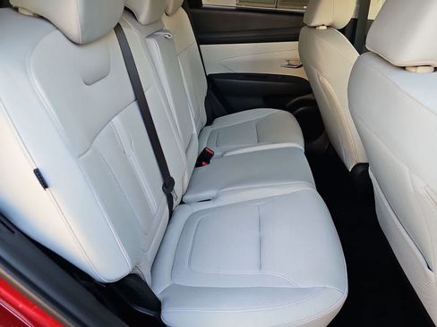 Used 2025 Hyundai Tucson SEL FWD image 17