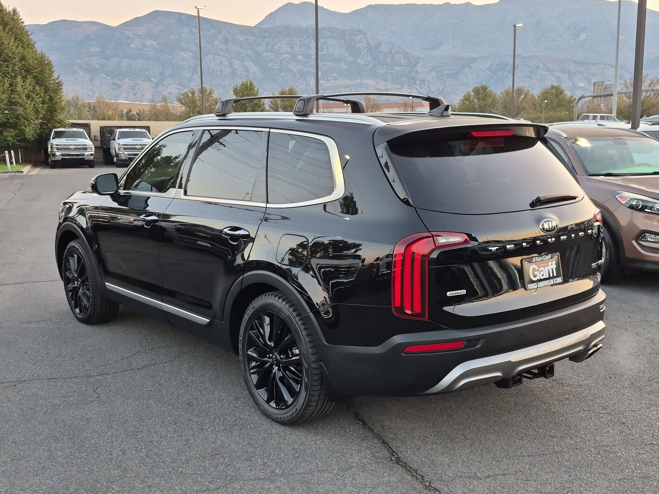 Used 2020 Kia Telluride SX w/ SX Prestige Package AWD/4WD image 8