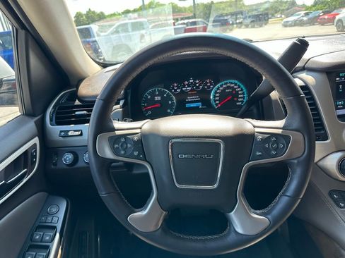 Used 2018 GMC Yukon XL Denali w/ Denali Ultimate Package AWD/4WD image 29