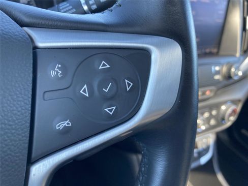 Used 2022 GMC Terrain SLT w/ Infotainment Package II image 19