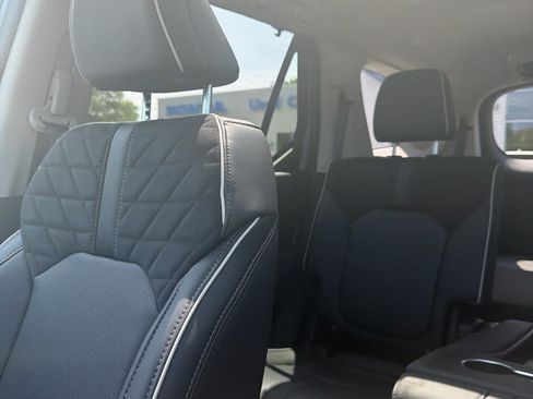 Used 2026 Honda Pilot Elite image 3