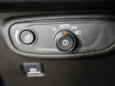 Used 2019 GMC Terrain SLE w/ Driver Convenience Package image 33