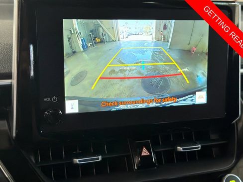 Certified 2023 Toyota Corolla Cross XLE w/ Convenience Package FWD image 21