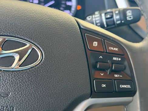 Used 2016 Hyundai Tucson Limited image 26