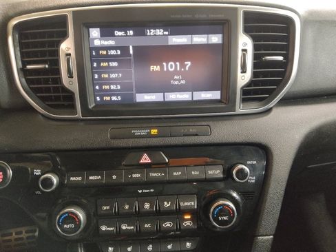 Used 2018 Kia Sportage SX image 25