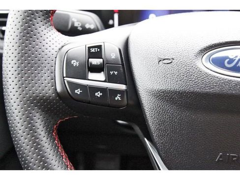 Used 2023 Ford Escape ST-Line w/ Tech Pack #1 FWD image 18