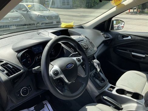 Used 2015 Ford Escape SE AWD/4WD image 17