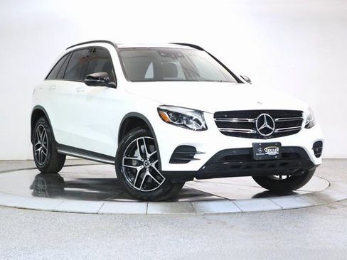 Used 2019 Mercedes-Benz GLC 300 4MATIC image 1