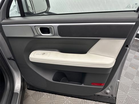 Used 2025 Hyundai Santa Fe SEL image 15