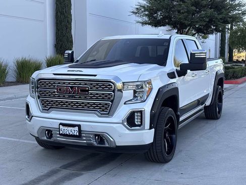 Used 2020 GMC Sierra 1500 Denali w/ Denali Ultimate Package AWD/4WD image 7
