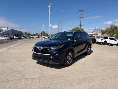 Used 2023 Toyota Highlander XLE