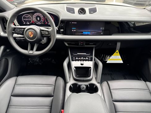 New 2026 Porsche Cayenne Coupe image 6