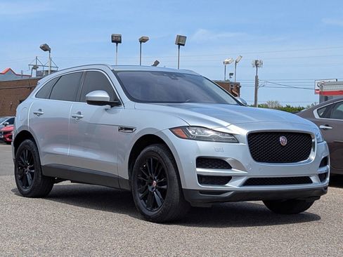 Used 2018 Jaguar F-PACE Prestige AWD/4WD image 5