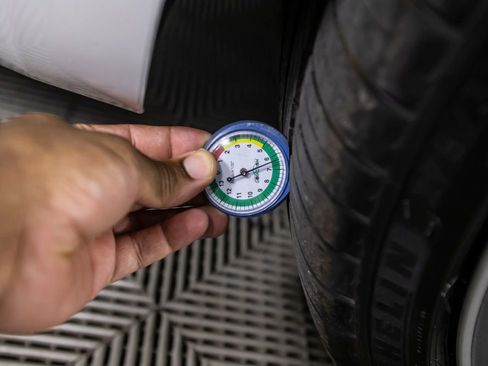 Used 2025 Genesis G90 3.5T image 51