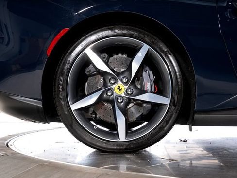 Certified 2022 Ferrari Portofino M RWD image 21