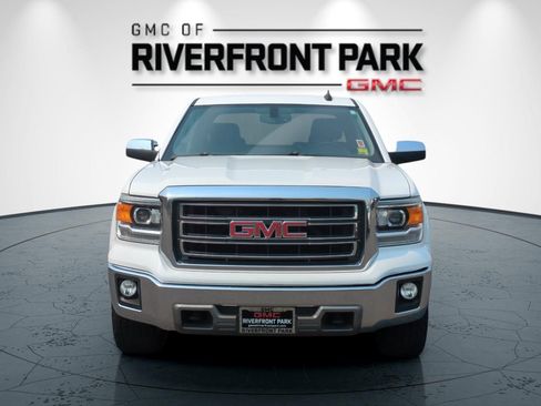 Used 2015 GMC Sierra 1500 SLT w/ SLT Crew Cab Value Package AWD/4WD image 8