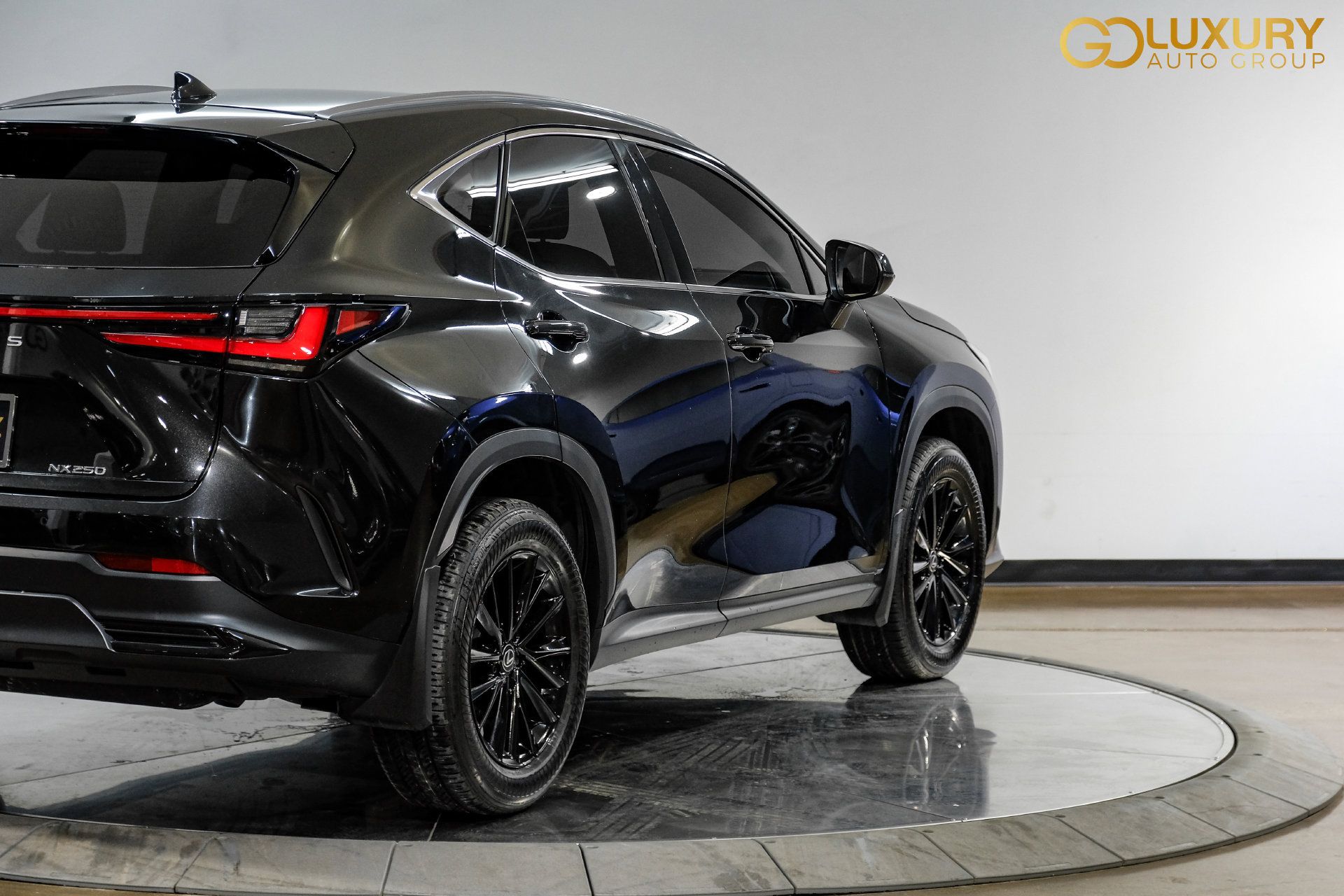Used 2025 Lexus NX 250 FWD w/ Cold Area Package image 14