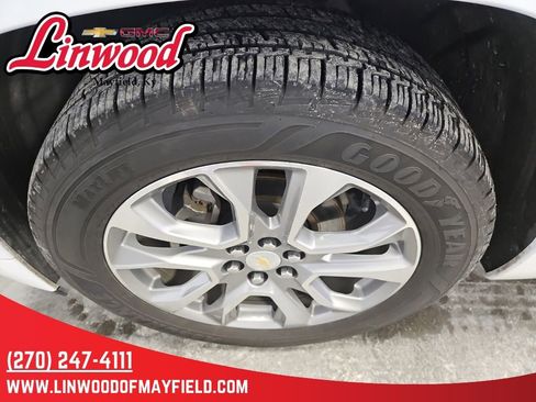 Used 2018 Chevrolet Traverse Premier AWD/4WD image 6