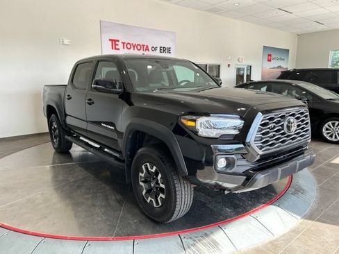 Used 2022 Toyota Tacoma TRD Off-Road AWD/4WD image 1