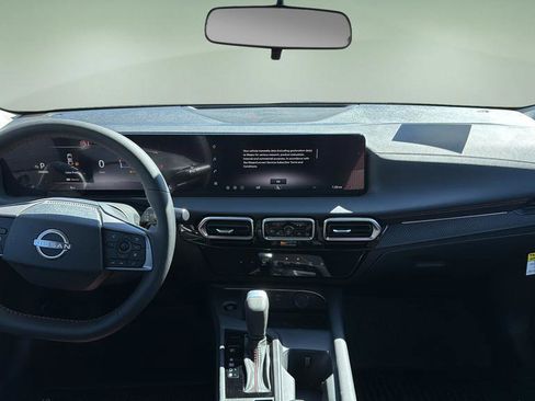 New 2026 Nissan Sentra SR FWD image 7