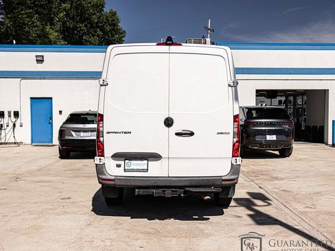 Used 2021 Mercedes-Benz Sprinter 2500 w/ Driver Convenience Package image 6