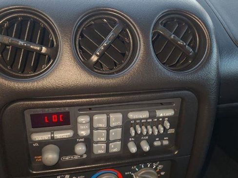 Used 2000 Pontiac Firebird Coupe image 3