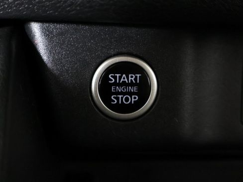 Used 2023 Nissan Rogue SV AWD/4WD image 37
