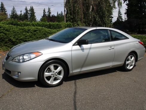 Used 2006 Toyota Solara SLE FWD image 1