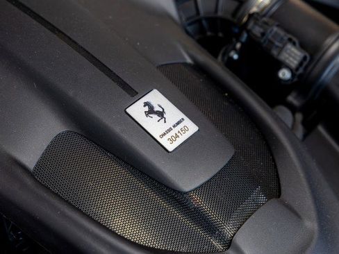 Used 2024 Ferrari Roma RWD image 25