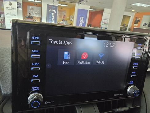 Used 2021 Toyota RAV4 SE w/ Weather & Moonroof Package AWD/4WD image 22