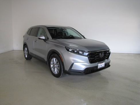 Certified 2023 Honda CR-V EX image 3