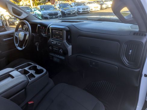 Used 2021 Chevrolet Silverado 1500 Custom image 30