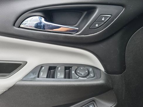 Certified 2019 Chevrolet Equinox Premier image 29