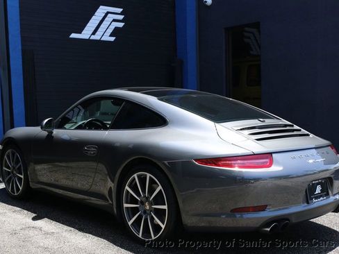 Used 2015 Porsche 911 Carrera image 5