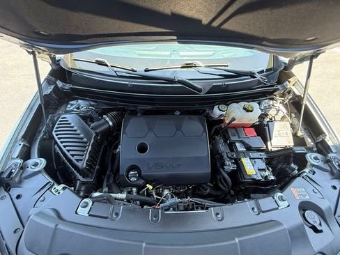 Used 2023 Chevrolet Traverse RS w/ LPO, Floor Liner Package AWD/4WD image 30