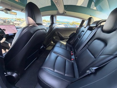 Used 2018 Tesla Model 3 Long Range RWD image 19