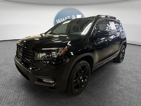 Used 2025 Honda Passport Black Edition image 9