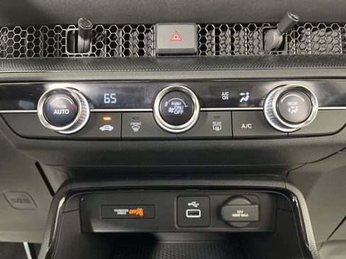 Used 2023 Honda CR-V LX image 27