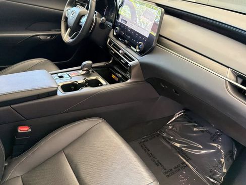 Certified 2023 Lexus RX 350 w/ Cold Area Package AWD/4WD image 17