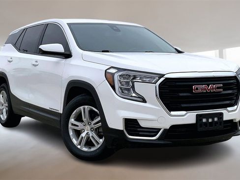 Used 2023 GMC Terrain SLE image 12