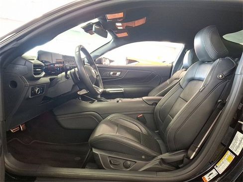 Used 2024 Ford Mustang GT Premium image 13