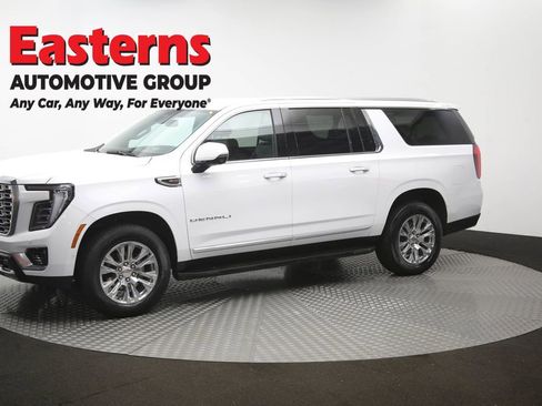 Used 2025 GMC Yukon XL Denali AWD/4WD image 60