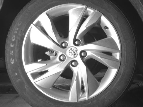 Used 2025 Buick Encore GX Preferred AWD/4WD image 15