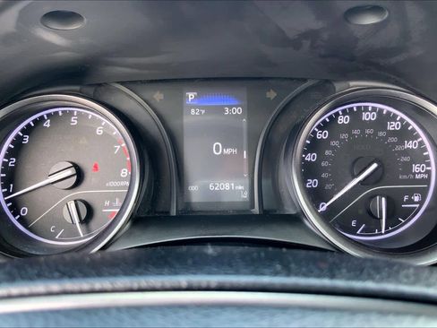 Used 2023 Toyota Camry SE image 25